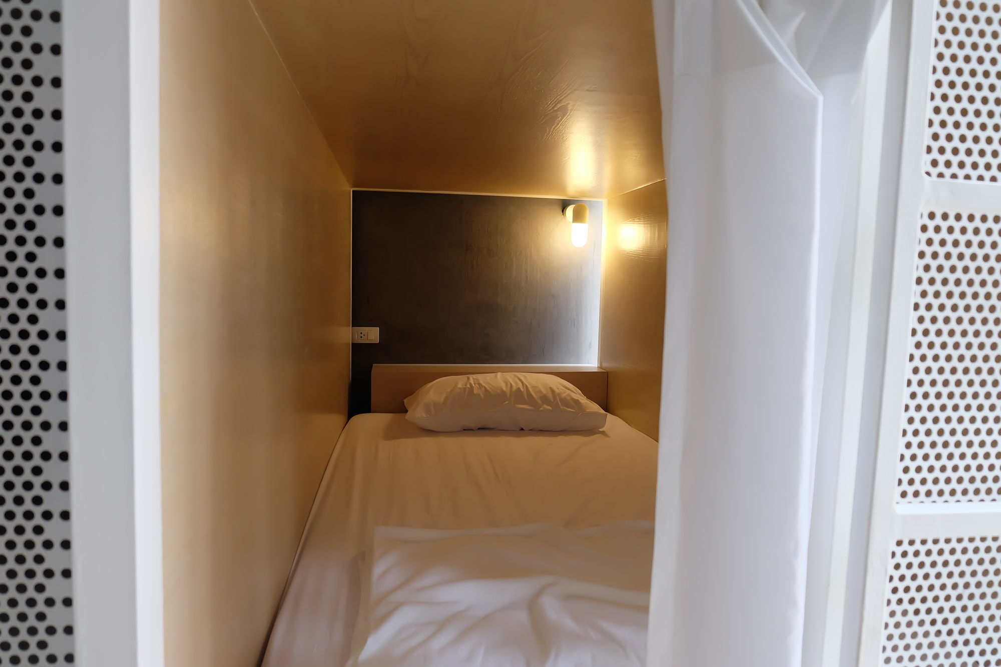 On The Bed Hostel Bangkok Eksteriør bilde