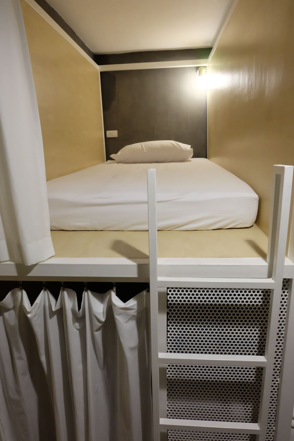 On The Bed Hostel Bangkok Eksteriør bilde
